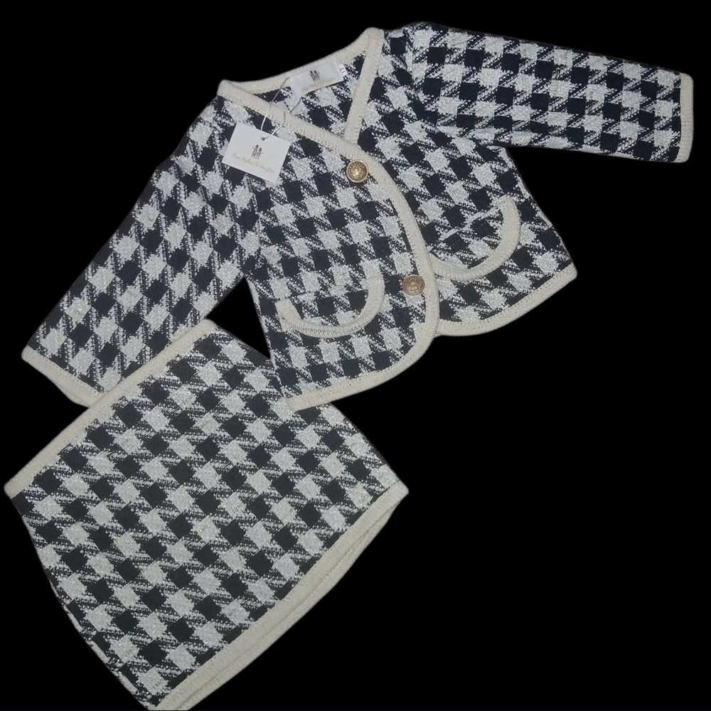 Chic Black and White Houndstooth Skirt Suit